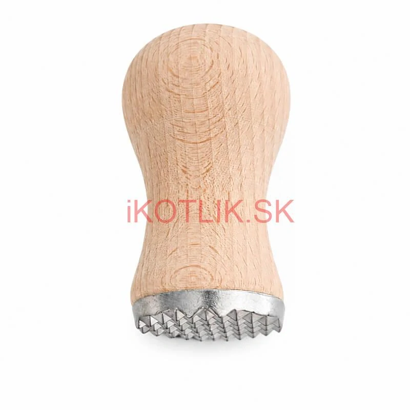 Ručný tĺčik na mäso s drevenou rukoväťou