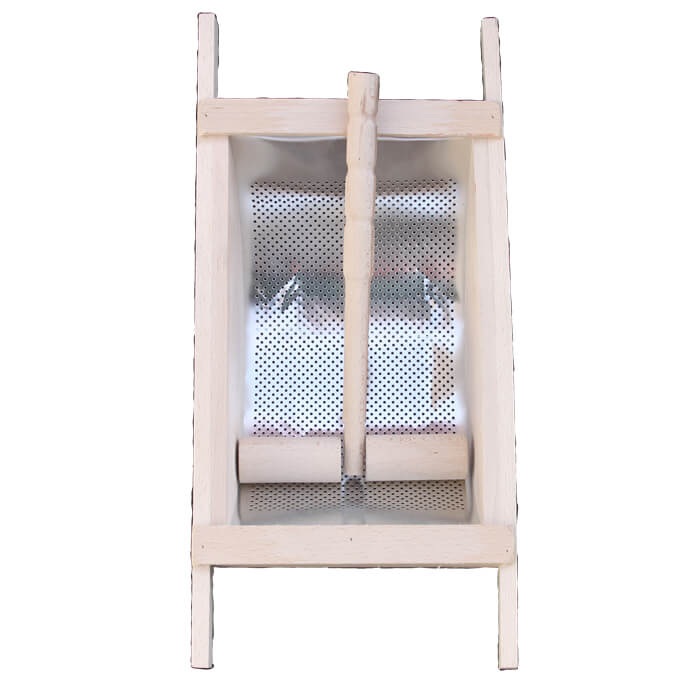 Pasirovač na paradajky KOV