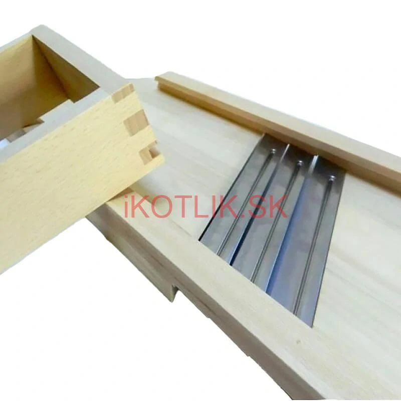 Ručný drevený krájač kapusty 3 nože 56 x 19 cm (malý)